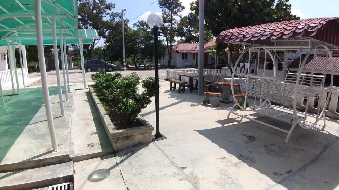 Seri Dusun Sepang Homestay&Event Space Luaran gambar