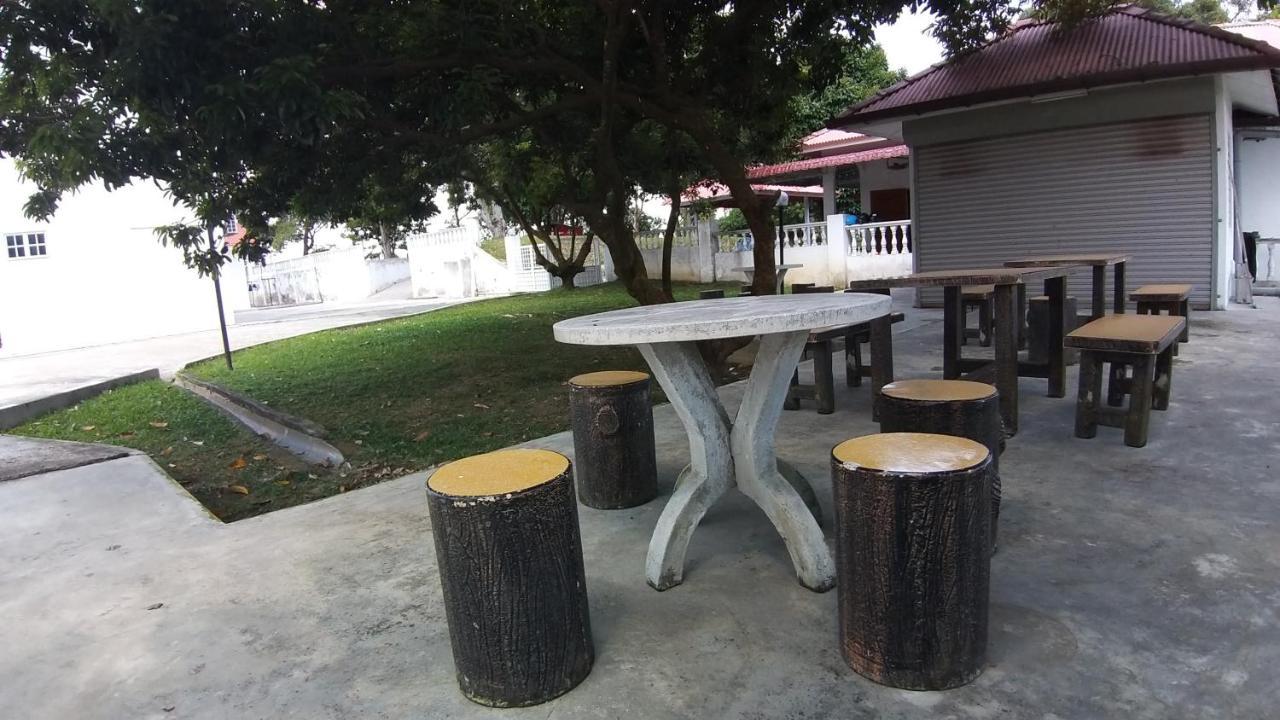 Seri Dusun Sepang Homestay&Event Space Luaran gambar